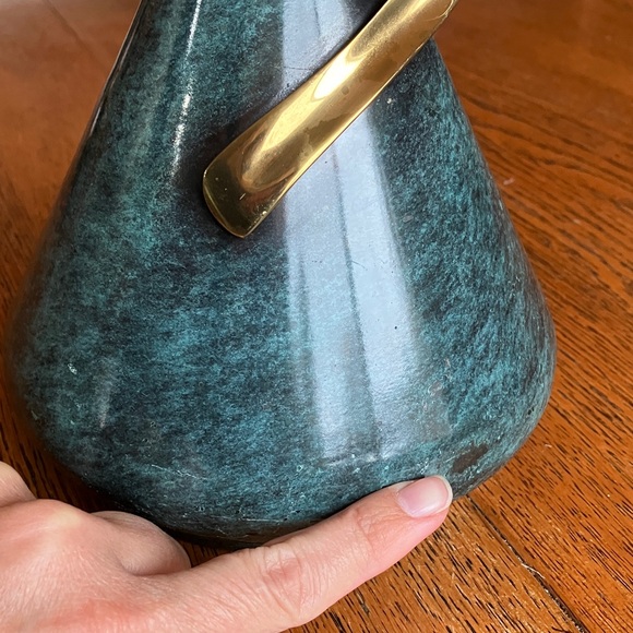 Vintage Mid-Century MCM Pal-Bell Brass Ewer Decanter Vase Made in Israel Green - Picture 6 of 14